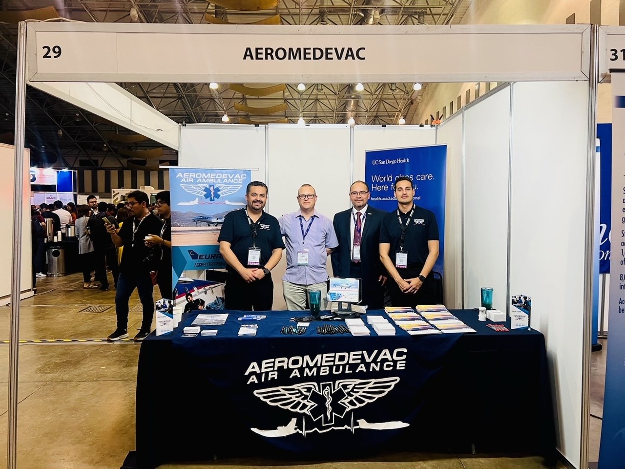 Aeromedevac at the International Congress of Emergency Medicine and Resuscitation in Boca del Rio, Veracruz. Mexico.